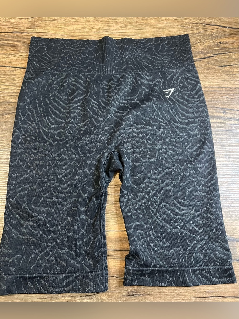 Gymshark Adapt Camo Seamless Scrunch Biker Shorts Black Gray XL
